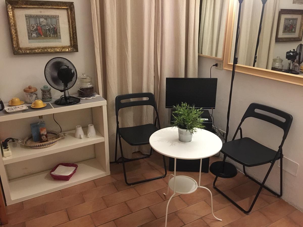 Small Navona Studio Roma Exterior foto